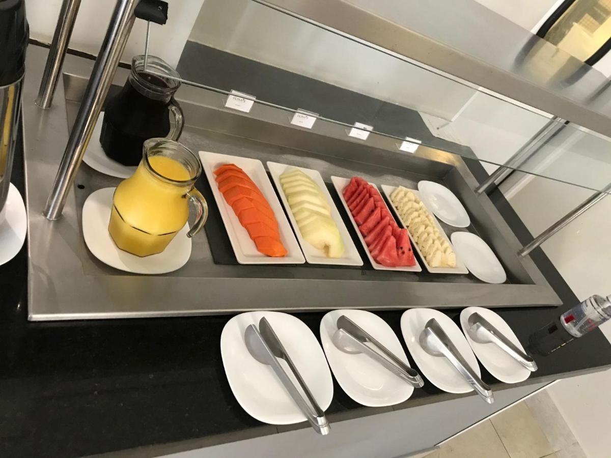 Summit Suites Hotel 平达莫尼扬加巴 外观 照片