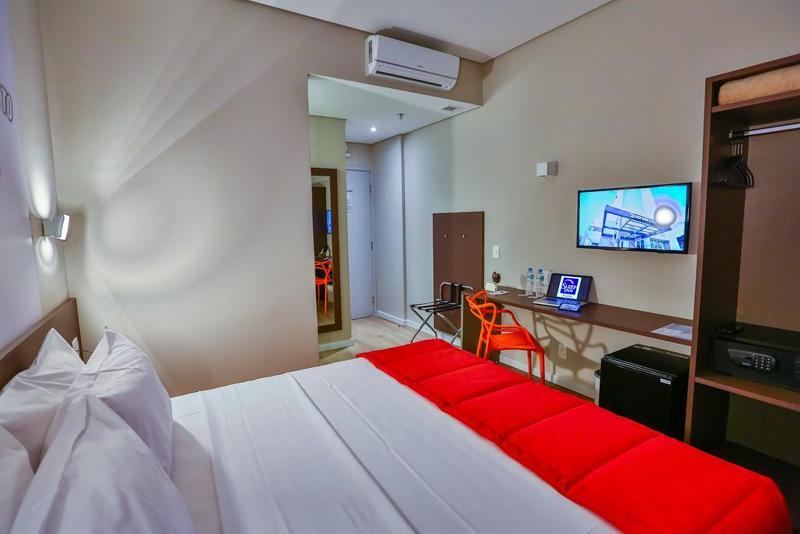 Summit Suites Hotel 平达莫尼扬加巴 外观 照片