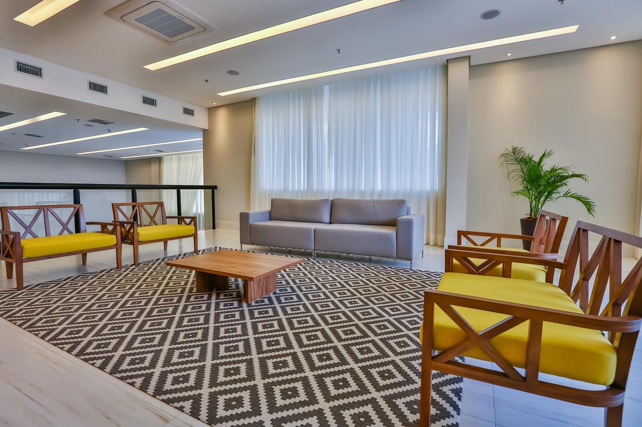 Summit Suites Hotel 平达莫尼扬加巴 外观 照片