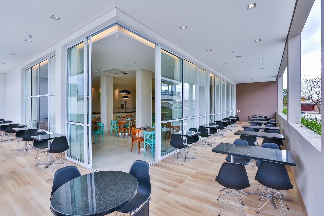 Summit Suites Hotel 平达莫尼扬加巴 外观 照片